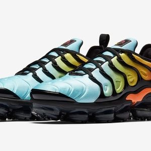 Mens Nike Vapormax Plus Tropical Sunset Gradient